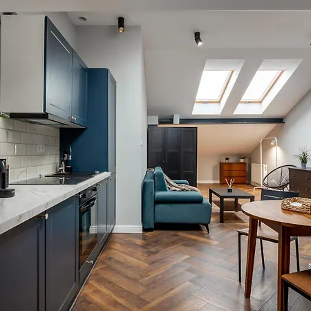Close-ga- Cozy - Marcinkowskiego Warsaw
