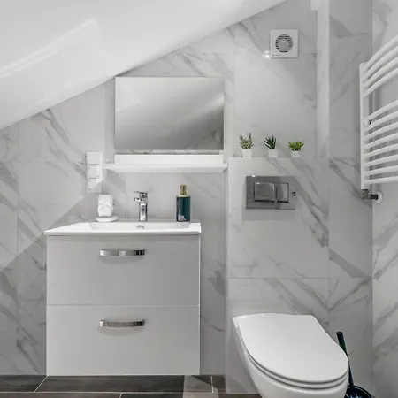 Close-ga- Cozy - Marcinkowskiego ורשה